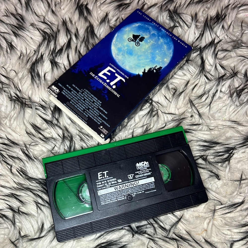 E.T. VHS 📼 - Picture 6 of 9